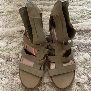 MADDENGIRL Isobel Block Heel Sandals (3/$36)